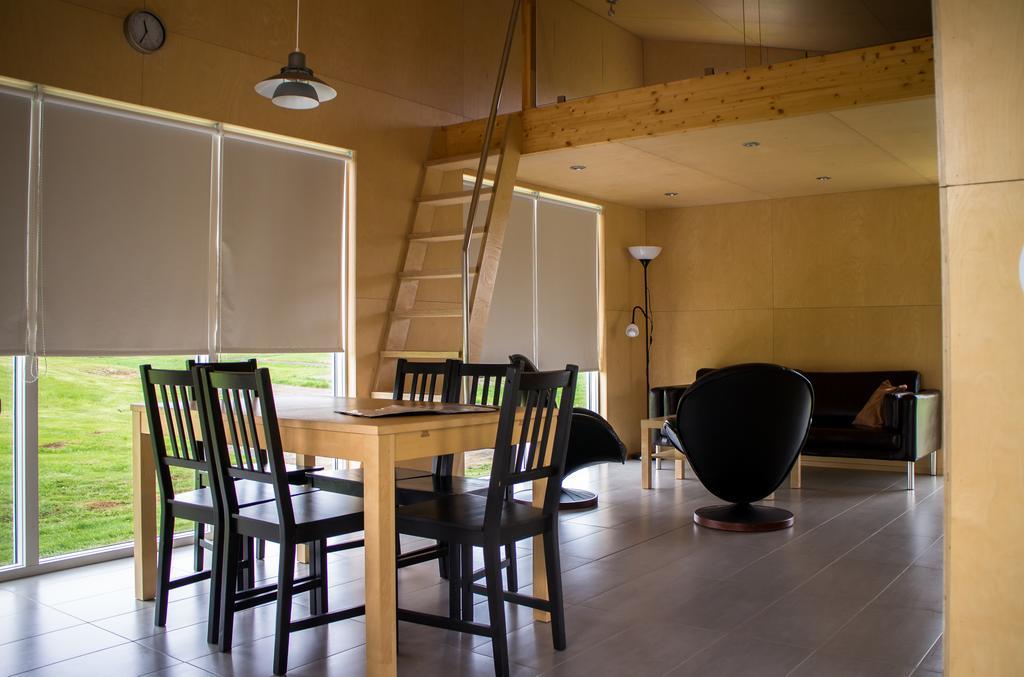 Einishus Cottages Laugar  Phòng bức ảnh